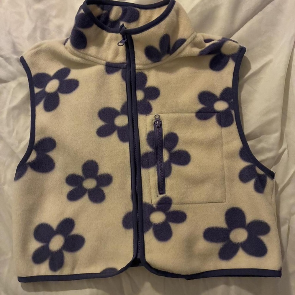 PacSun Cream and Blue Floral Tank Top